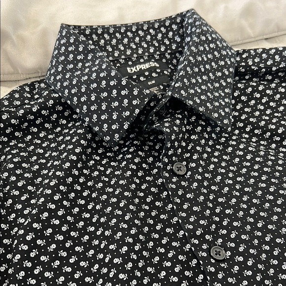 Men's Black and White Patterned Shirt - Picture 2 of 2